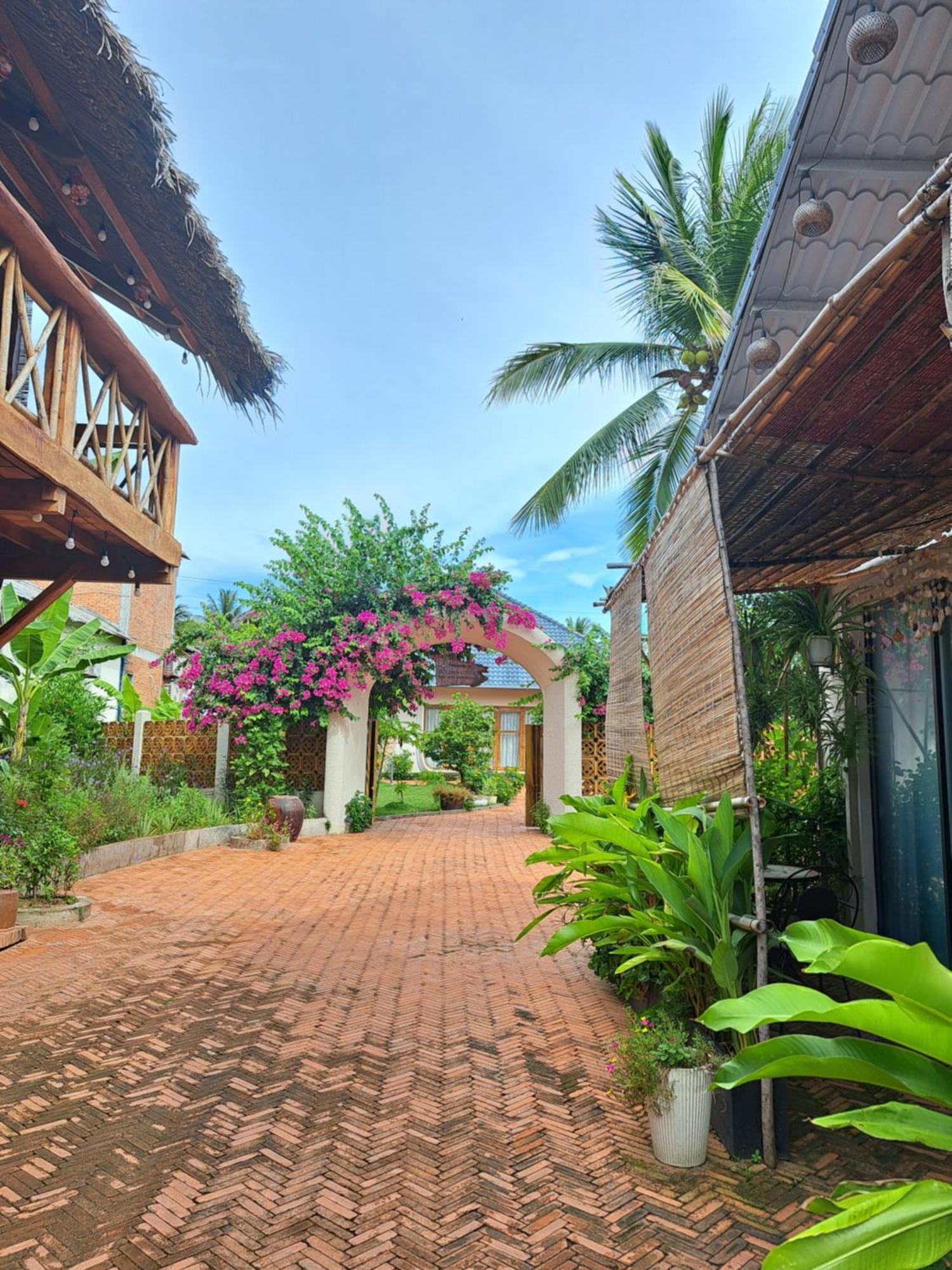 Golden Lotus Spa & Homestay Ap Thien Phuoc Exterior foto