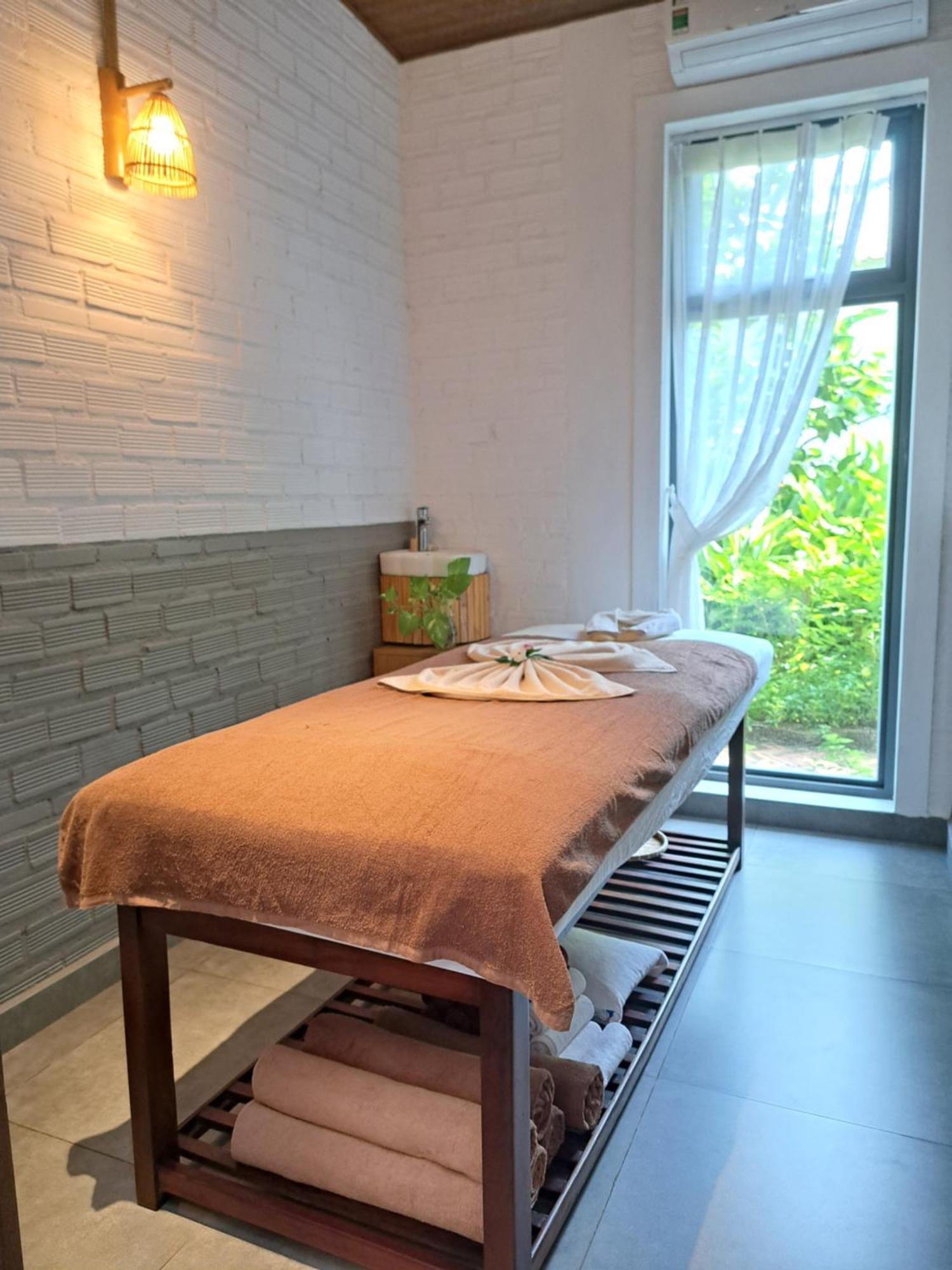 Golden Lotus Spa & Homestay Ap Thien Phuoc Exterior foto